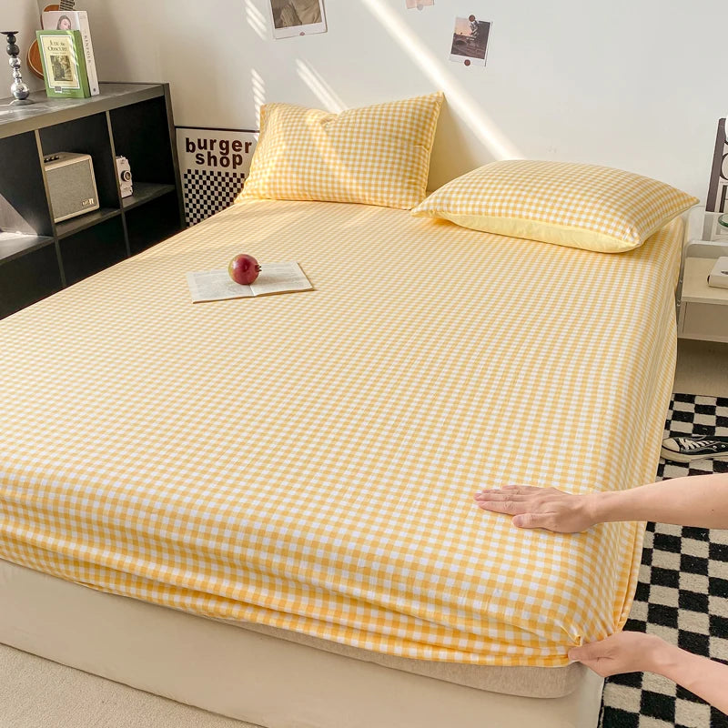 Plaid Style Fitted Sheet Skin-friendly Bed Cover Elastic Bedsheet for