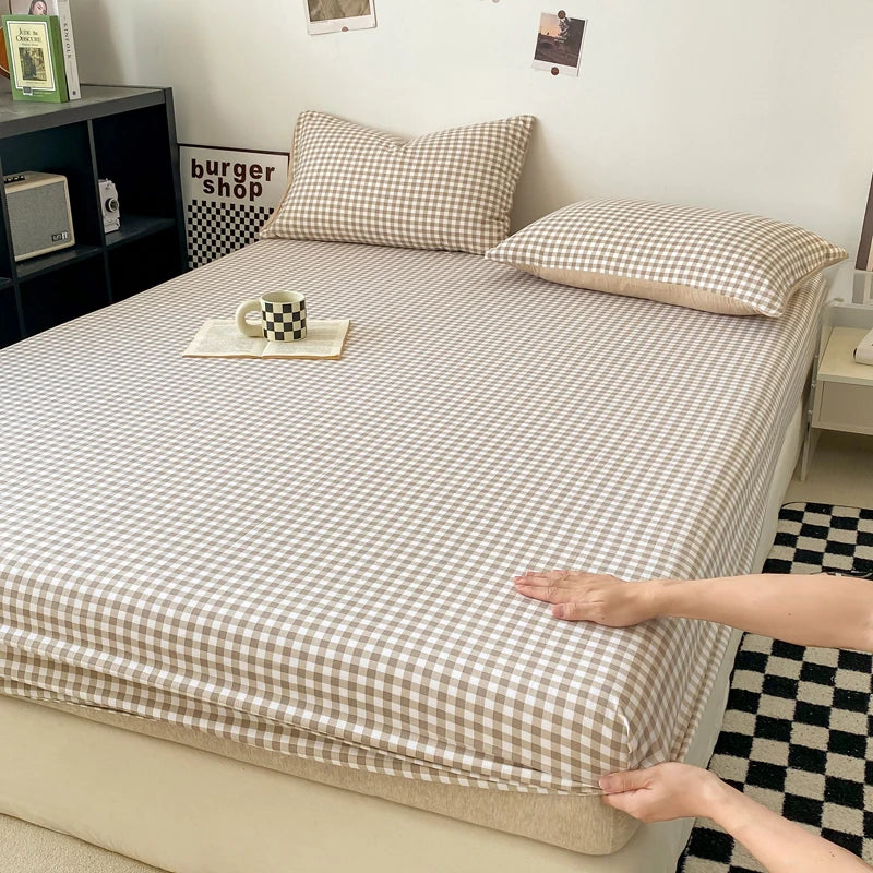 Plaid Style Fitted Sheet Skin-friendly Bed Cover Elastic Bedsheet for