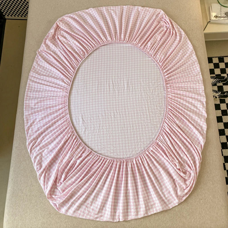 Plaid Style Fitted Sheet Skin-friendly Bed Cover Elastic Bedsheet for