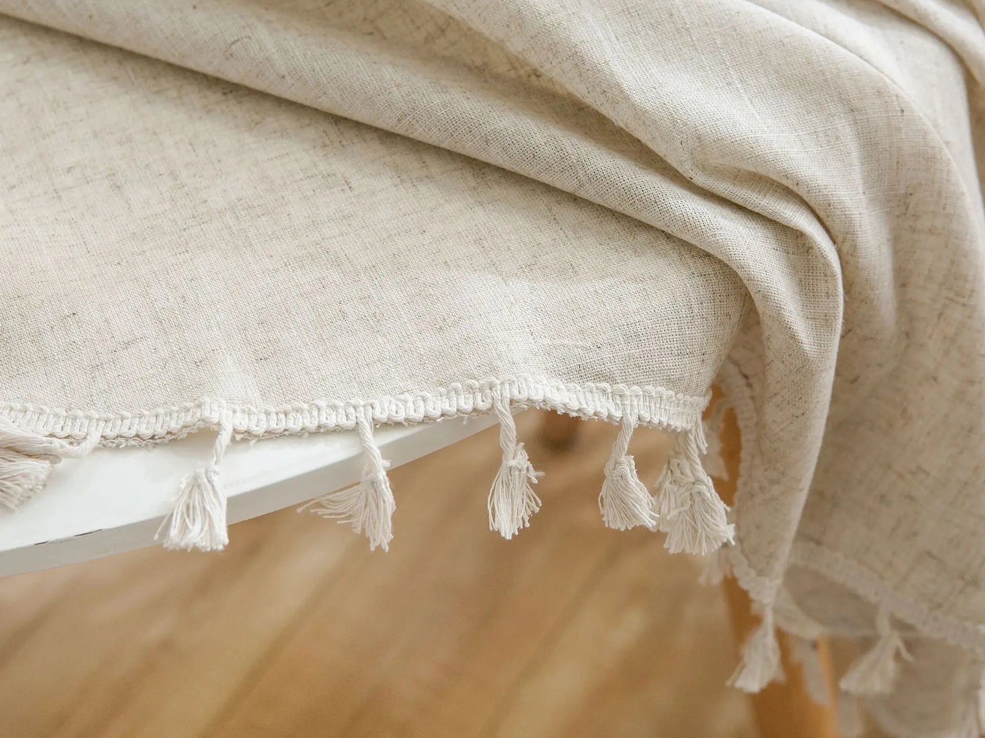 Linen Cotton Plain Tablecloth with Tassels Round Table Household